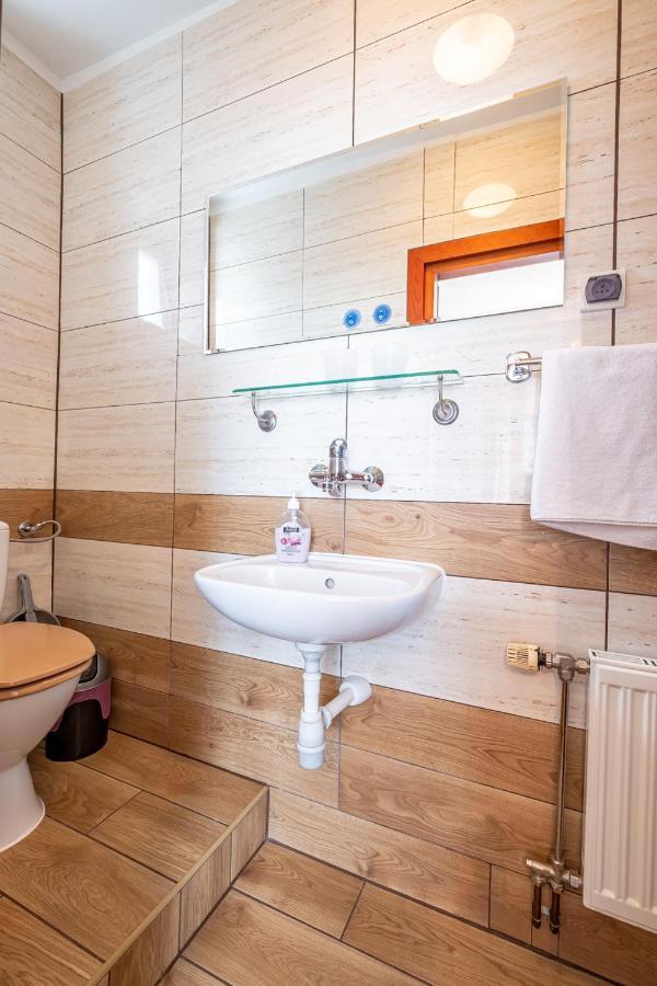 웨바 Lawendowy Zakatek B&B 외부 사진