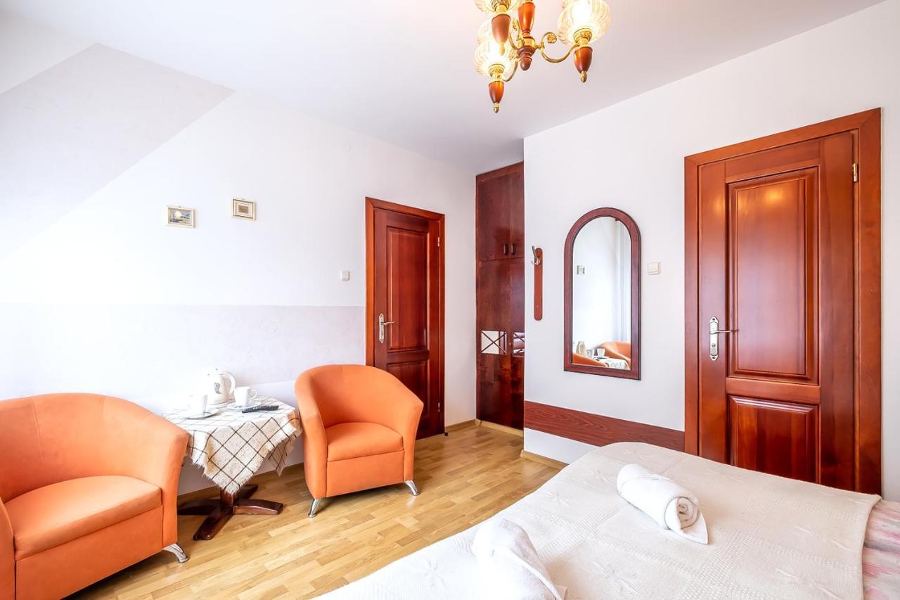 웨바 Lawendowy Zakatek B&B 외부 사진