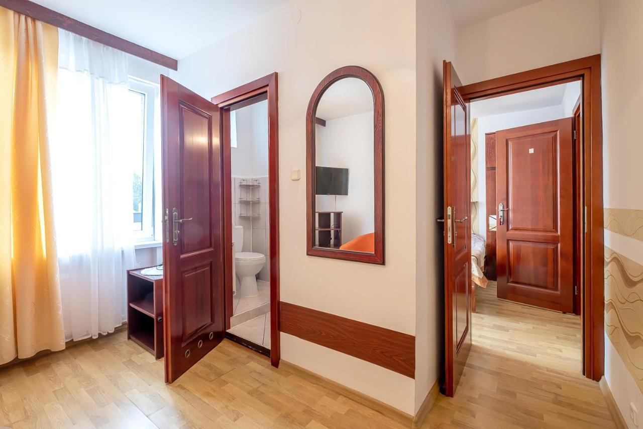 웨바 Lawendowy Zakatek B&B 외부 사진