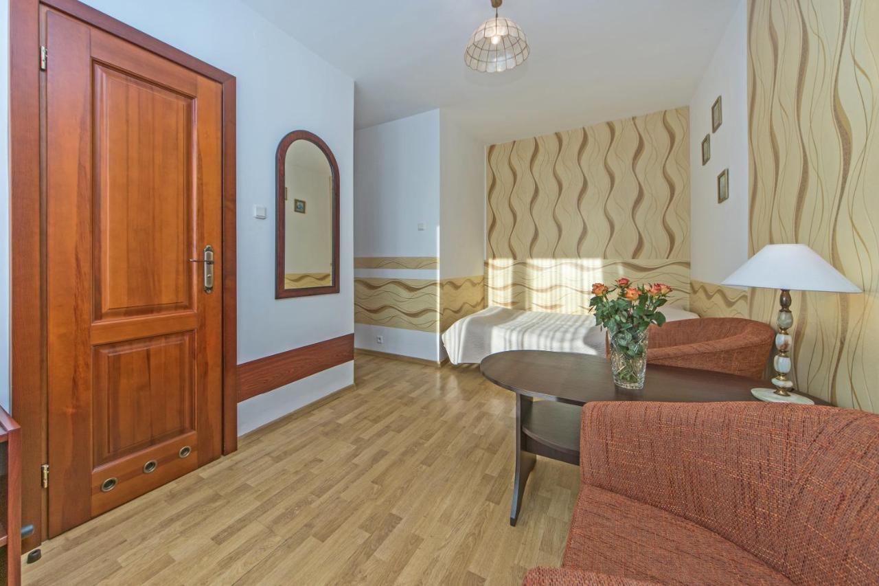 웨바 Lawendowy Zakatek B&B 외부 사진