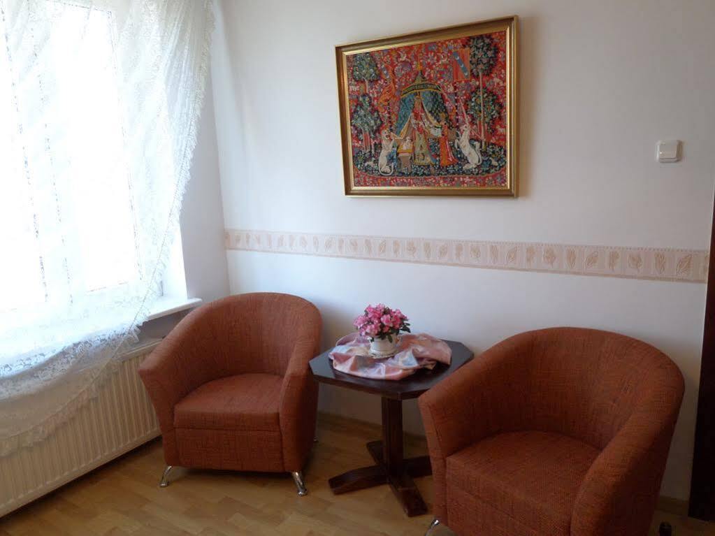 웨바 Lawendowy Zakatek B&B 외부 사진