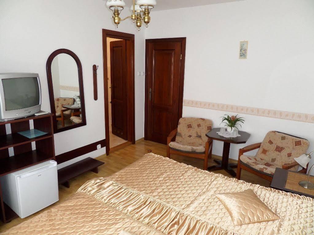 웨바 Lawendowy Zakatek B&B 외부 사진